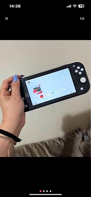 Nintendo Switch Lite + NBA Oyun Kartuşu