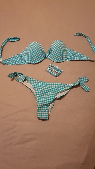 Osho bikini takimi
