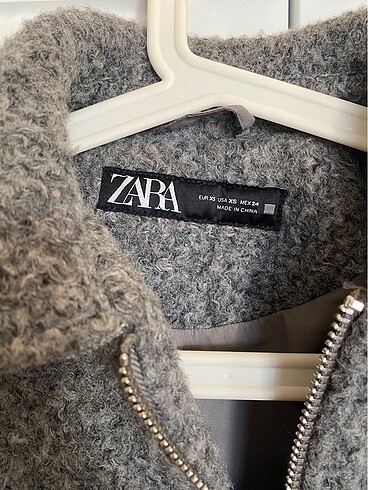 xs Beden Zara Buklet Crop Ceket