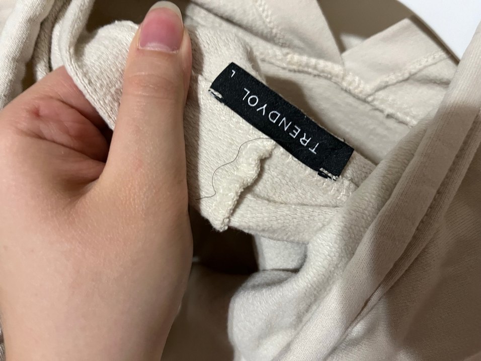 Beyaz Kapüşonlu Crop Salaş Sweatshirt - Görsel 5