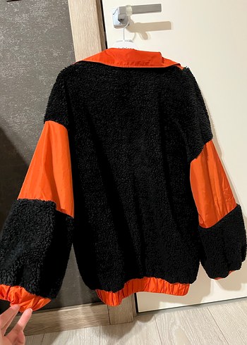 Siyah Turuncu Peluş Detaylı Rahat Ceket mont - Görsel 5
