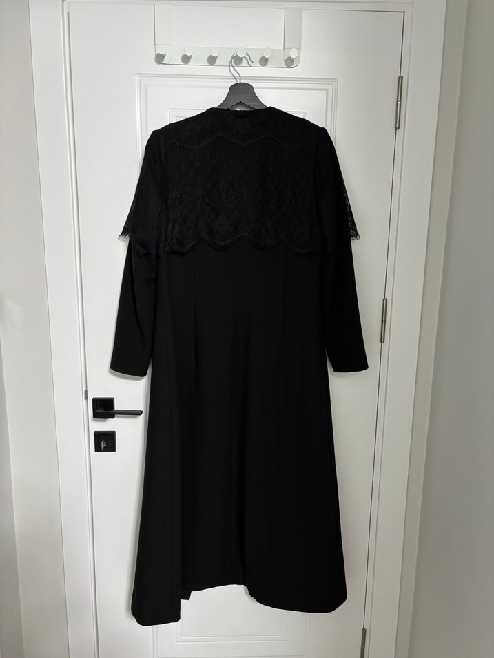 Siyah Kadın Pardesü - Görsel 3