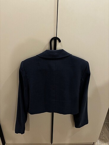 Stradivarius Crop Blazer