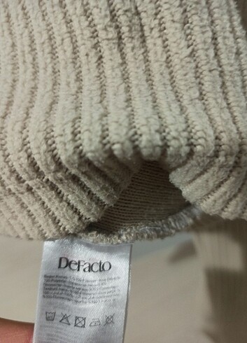 Defacto kisa crop kazak