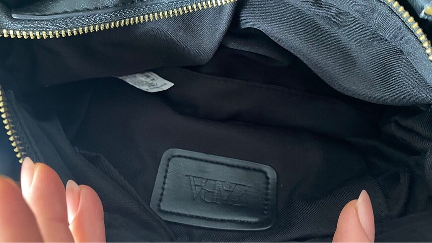 Zara ZARA KAPİTONE ÇANTA