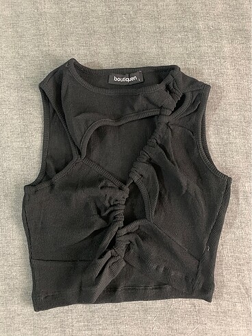 l Beden Dekolteli crop