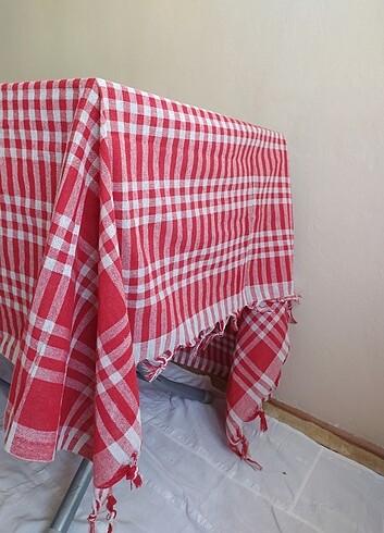Beden kırmızı Renk Battal Kareli Sofra Bezi Masa Örtüsü