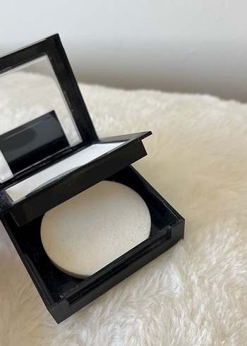 Beden Maybelline Fit Me Mat Pudra Transparan