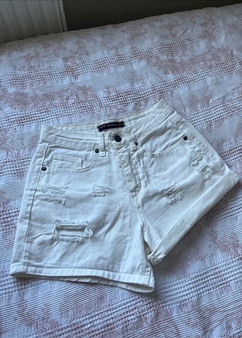 xs Beden Beyaz Mini Kot Şort