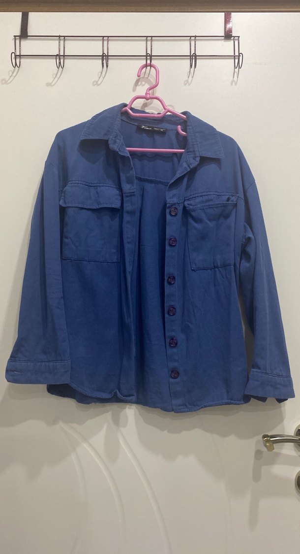 Düğmeli Mavi Kadın Denim Gömlek - Görsel 2