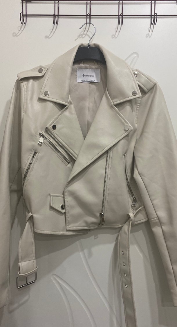 Bej Kemerli Kısa Deri Ceket - Görsel 3