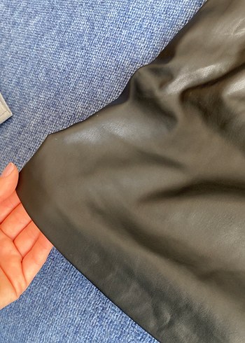 Siyah  Deri Kemerli Mini Etek - Görsel 3