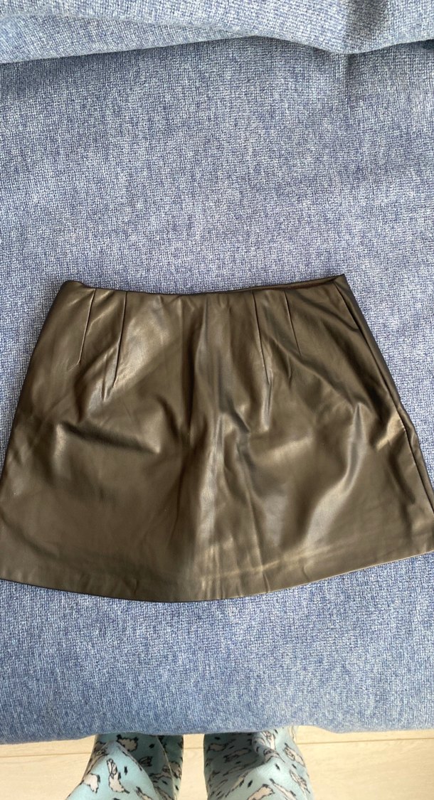 Siyah  Deri Kemerli Mini Etek - Görsel 2