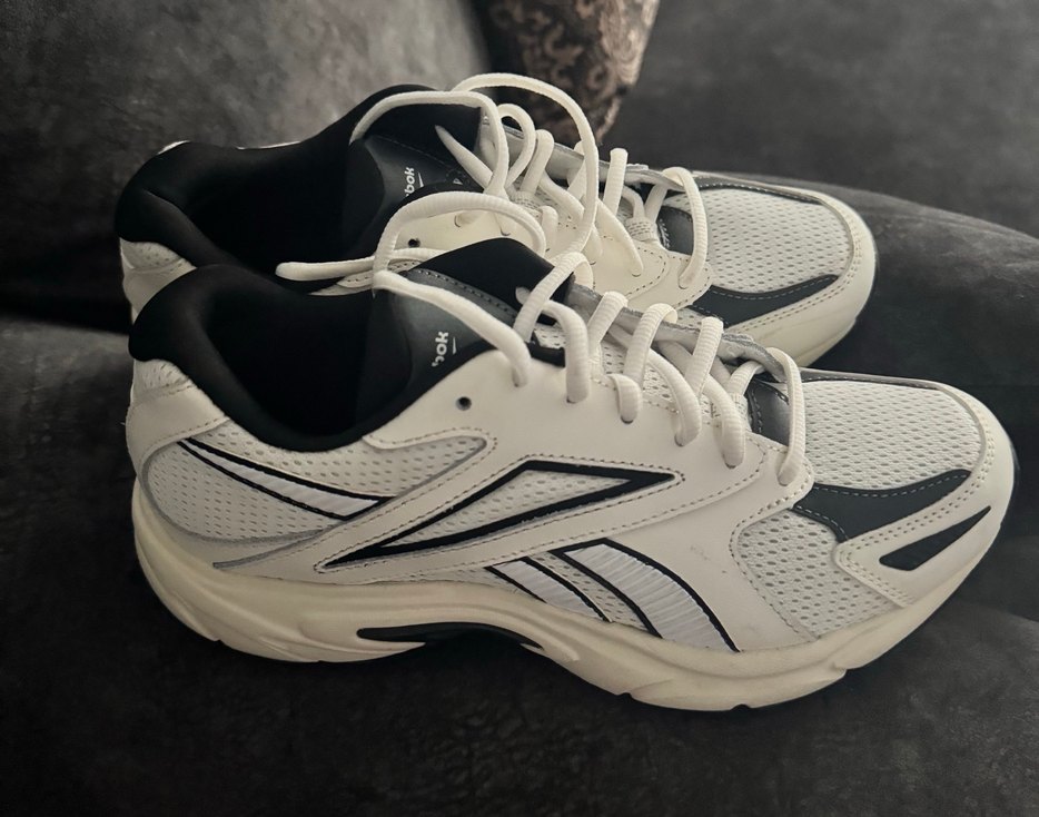 Reebok Kadın Spor Ayakkabı - Görsel 4