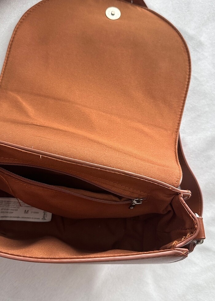 Stradivarius askılı çanta - Görsel 4