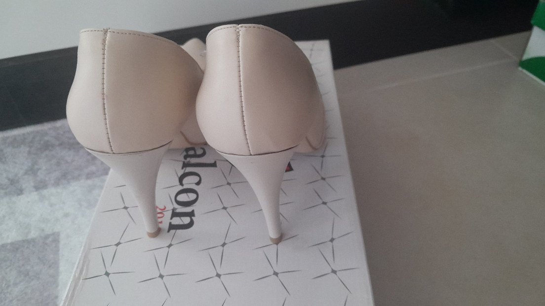 Bej Deri Stiletto Kadın Topuklu Ayakkabı - Görsel 3