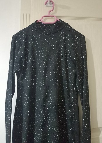 Siyah Yüksek Yakalı Fitilli Midi Elbise - Görsel 3