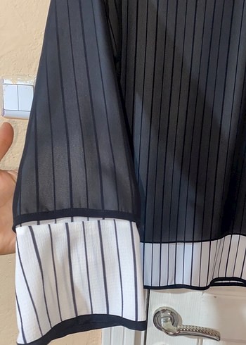 Pileli Siyah Çizgili Uzun Kollu Bluz - Görsel 2