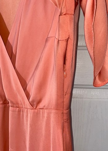 Saten V Yaka Midi Drapeli Kadın Elbise - Görsel 8