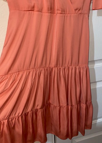 Saten V Yaka Midi Drapeli Kadın Elbise - Görsel 4