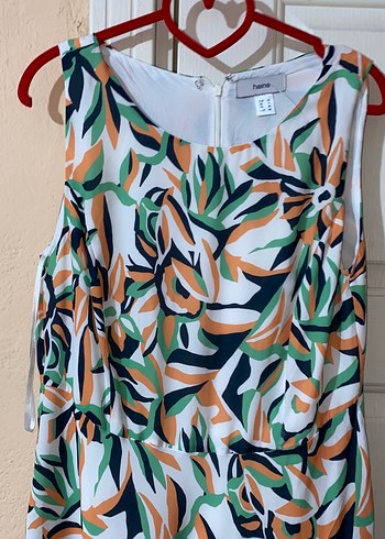 Çiçek Desenli Uzun Pilili Kadın Elbise - Görsel 3