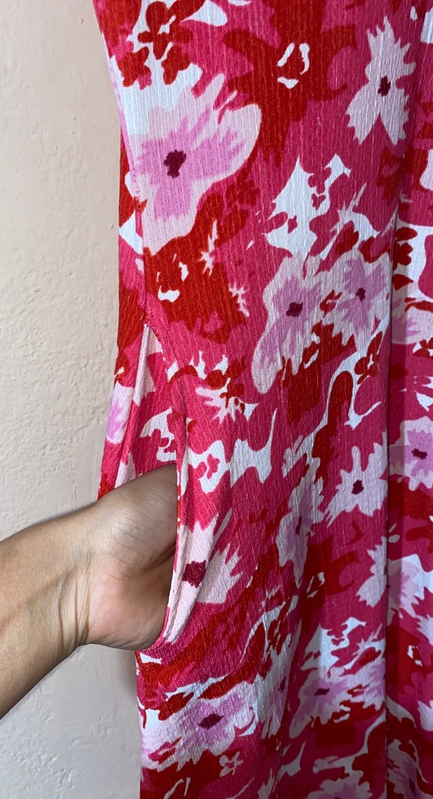 Pembe V Yaka Bağlama Desenli Midi Elbise - Görsel 3