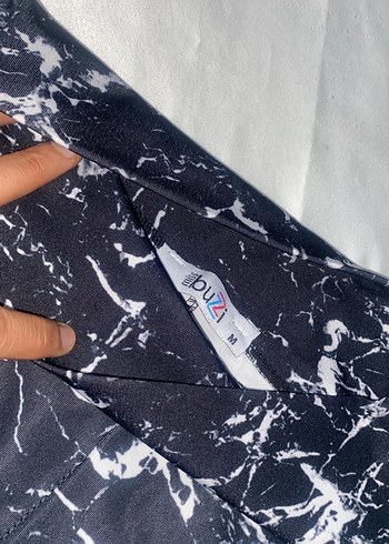 Siyah Bağlama Desenli Spor Tayt - Görsel 4