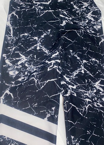 Siyah Bağlama Desenli Spor Tayt - Görsel 2