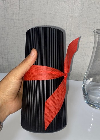 İki adet  Vazo  cam ve plastik - Görsel 3