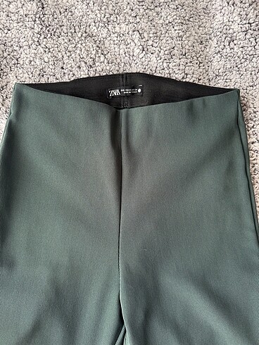 xs Beden Zara Paçaları Yırtmaçlı Tayt