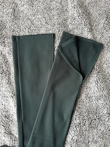 xs Beden yeşil Renk Zara Paçaları Yırtmaçlı Tayt