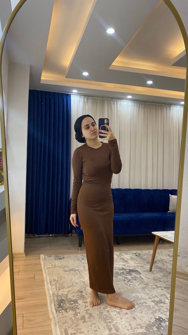 Kahverengi Uzun Kollu Yüksek Yakalı Elbise - Görsel 2