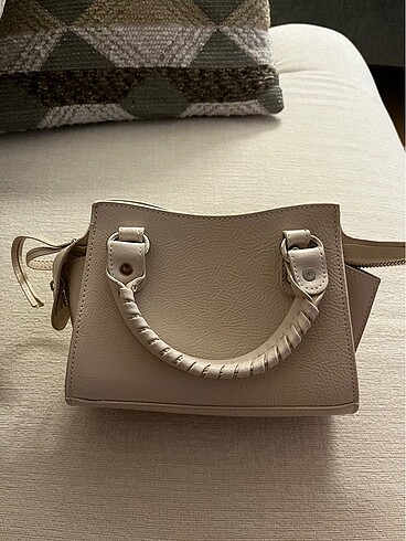 Longchamp Manuka kol çantası