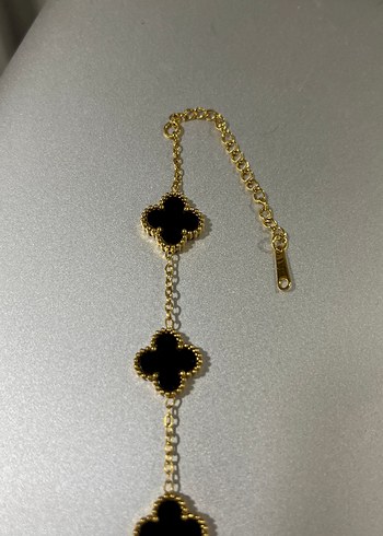 Van Cleef & Arpels VAN CLEEF Zincir Detaylı Altın Renkli Gotik Bileklik