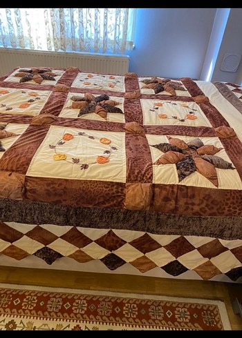 Kahverengi el Nakışlı Yatak Örtüsü - Görsel 3