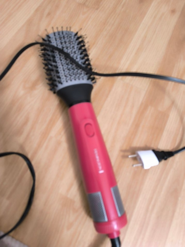 Pembe Renkli Saç Şekillendirici Fırça - Görsel 3