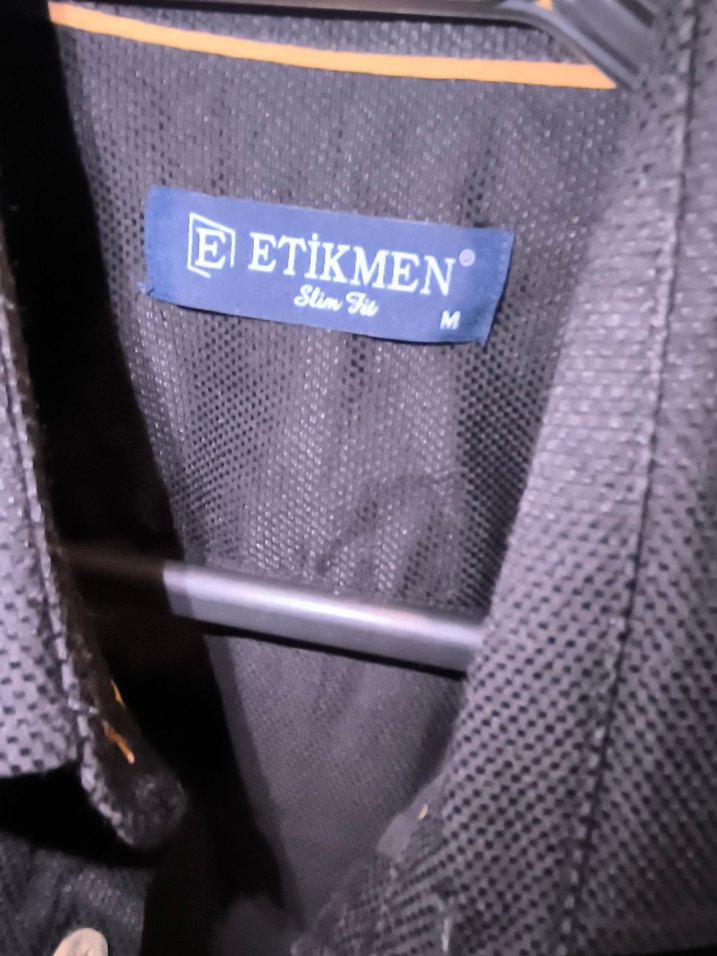 Siyah Düğmeli Uzun Kollu Erkek Gömlek - Görsel 2