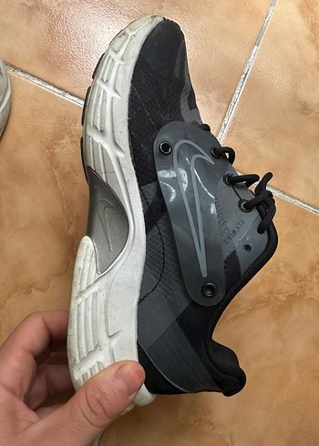 Siyah Bağcıklı Spor Ayakkabı - Görsel 4