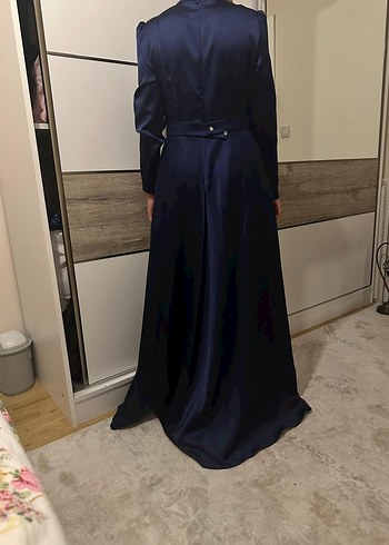 Uzun Lacivert İşlemeli Kadın Abiye Elbise - Görsel 9