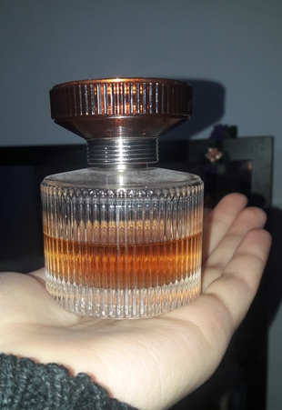 universal Beden turuncu Renk oriflame parfüm %60 dolu