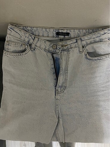 Trendyol & Milla jean yırtmaçlı