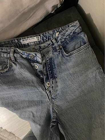 straight jean