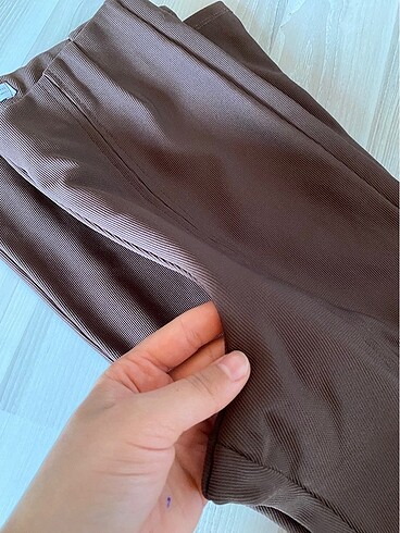 m Beden kahverengi Renk Bershka kadın pantolon