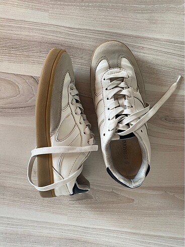Stradivarius Spor Ayakkabı