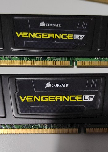 Corsair 4x4 16 Kingston 8GB DDR3 1600MHz RAM Modülü - Görsel 2