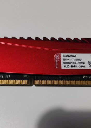 Corsair 4x4 16 Kingston 8GB DDR3 1600MHz RAM Modülü - Görsel 5