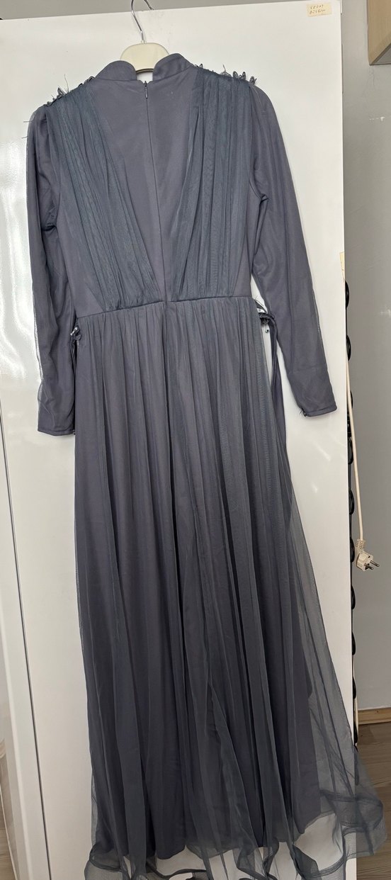 Gri Uzun Kollu Drapeli Kadın Abiye Elbise - Görsel 5