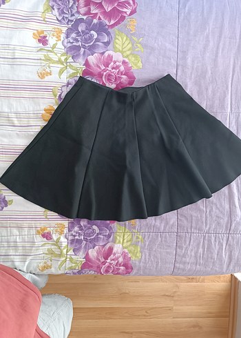 Piliseli Siyah Mini Etek