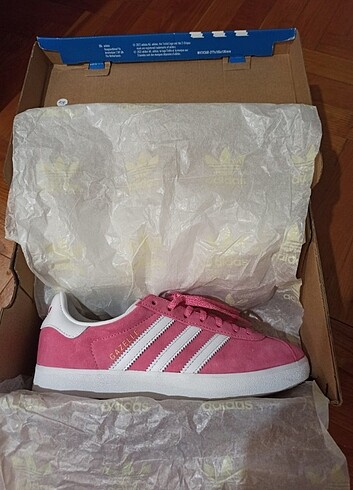 38 Beden Adidas Gazelle Pembe Spor Ayakkabı