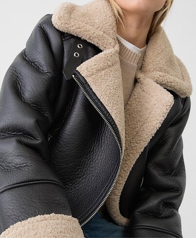 Stradivarius İçi Kürklü Ceket